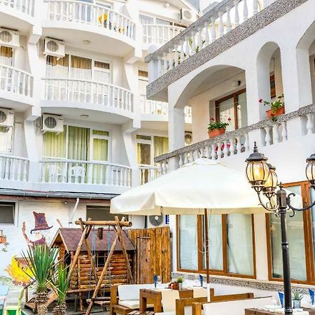 Hotel Yanis Lozenets Esterno foto