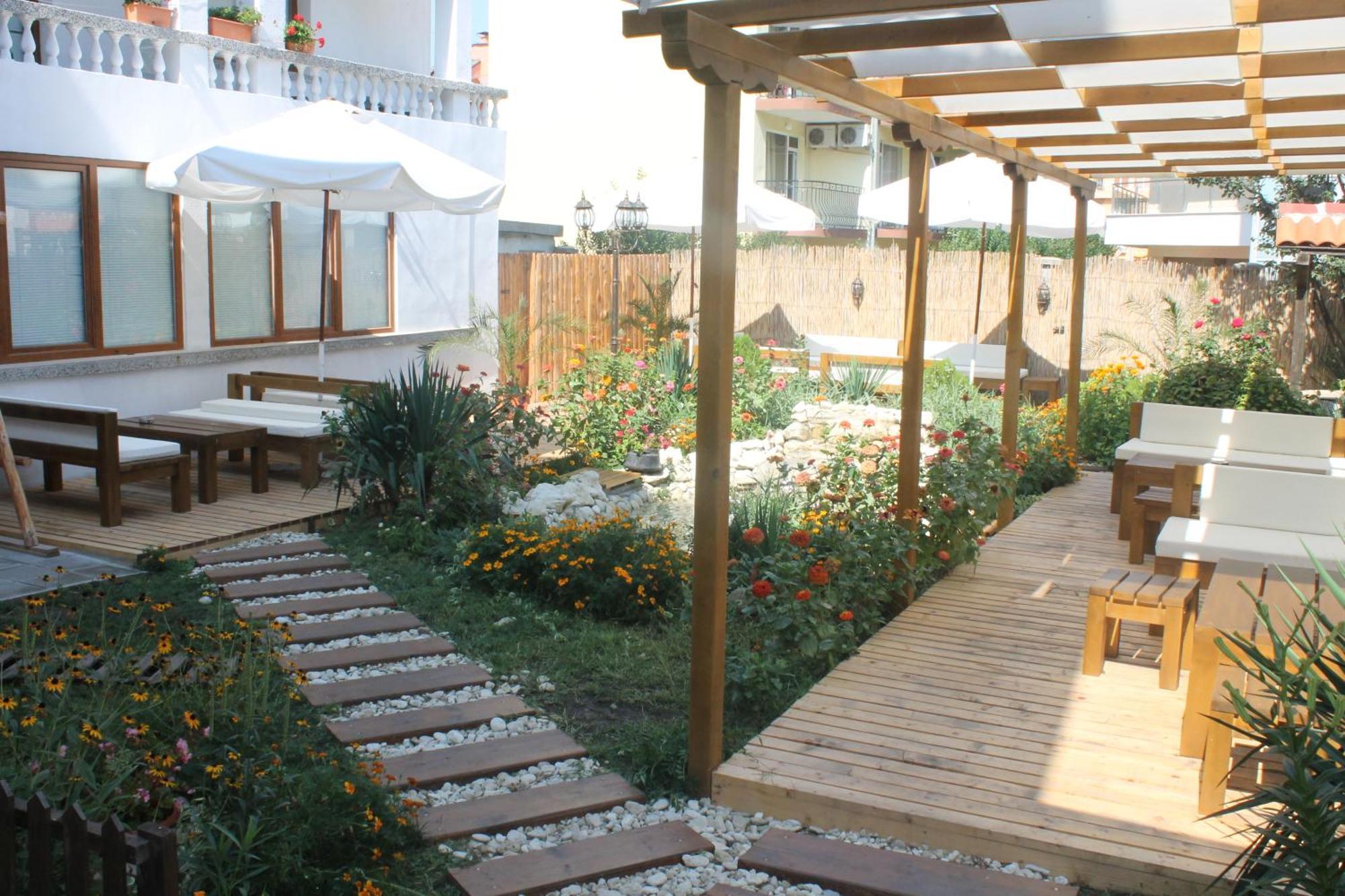 Hotel Yanis Lozenets Esterno foto
