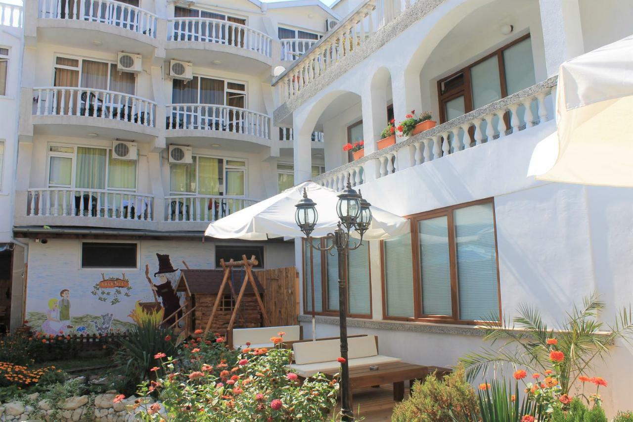 Hotel Yanis Lozenets Esterno foto